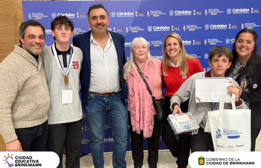 Alumnos de 4° año del IECS clasificaron a instancia nacional en Feria de Ciencias