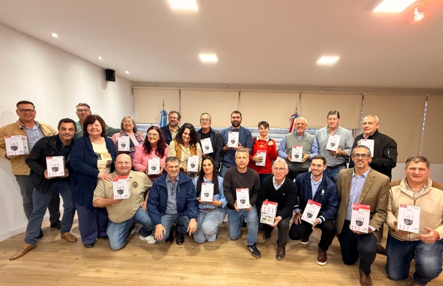 Brinkmann suma seis cámaras de monitoreo adquiridas por la Comunidad Regional San Justo