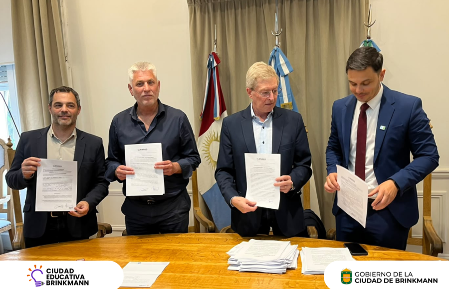 Firma de Convenio Casa del Estudiante ENRED