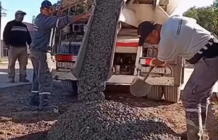 Continúa con el plan integral de bacheo