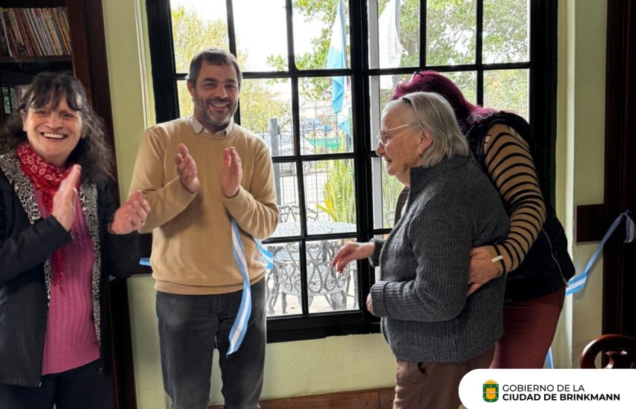 Se inauguró la Biblioteca Tino Santa María