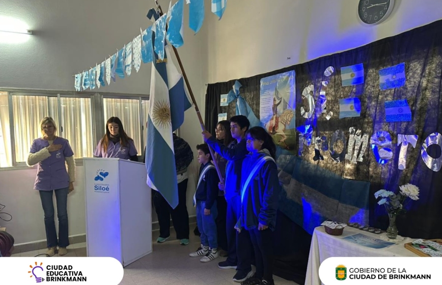 Promesa de Lealtad a la Bandera y Acto en C.E. Siloé