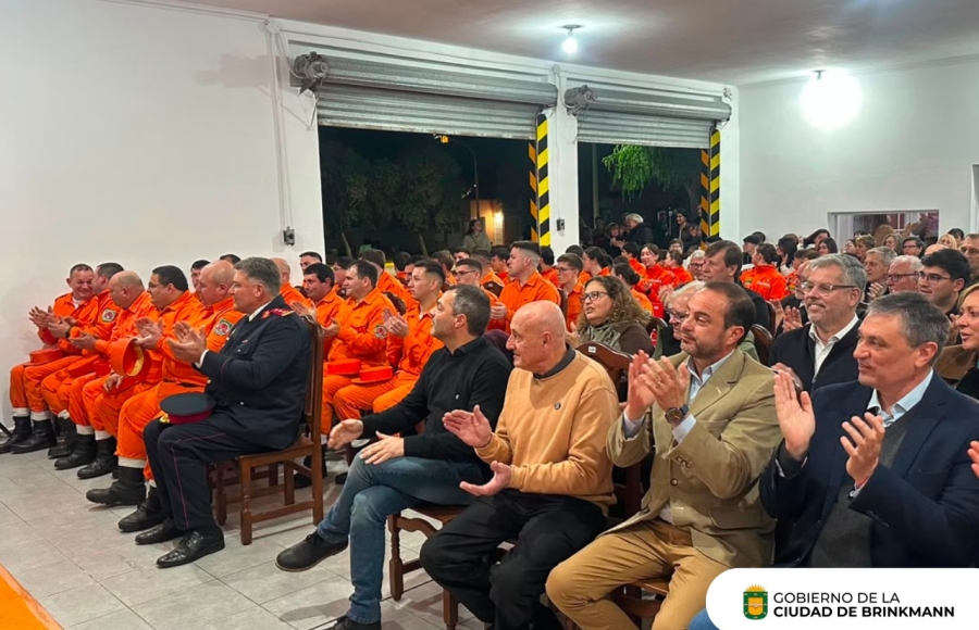 ¡FELICES 45 AÑOS BOMBEROS!