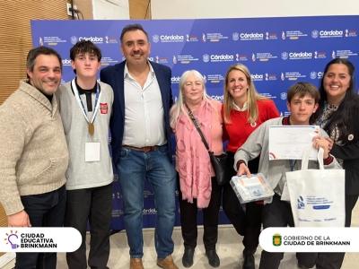 Alumnos de 4° año del IECS clasificaron a instancia nacional en Feria de Ciencias